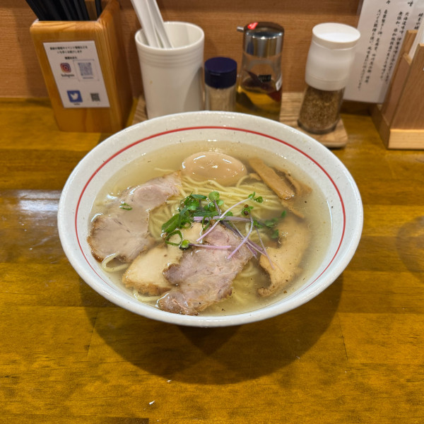 「特塩らー麺」@麺屋 ぬまたの写真