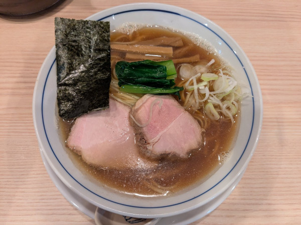 「醤油らーめん1000円」@らーめん3000の写真