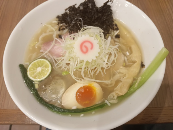 「サッポロ赤星→塩冷やしラーメン（¥650+1,200）」@白河手打ちラーメン アサガキタの写真