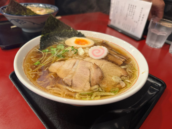 「親鶏中華そば」@ますます 材木町店の写真