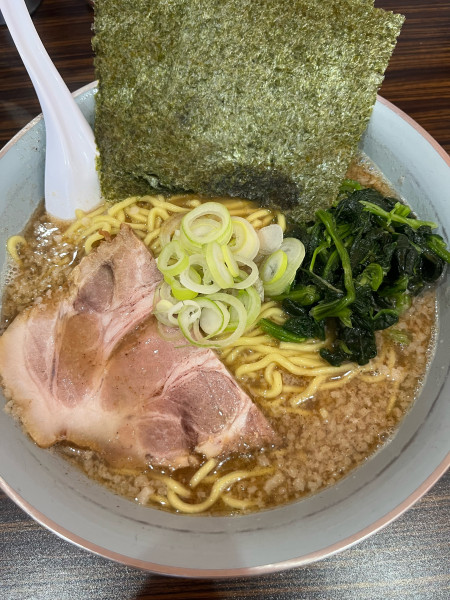 「背脂煮干し中華そば」@背脂煮干中華そば 二代目たかちゃんらーめんの写真