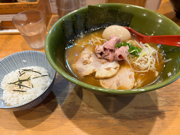 「焼きあご塩らー麺お茶漬けセット」@焼きあご塩らー麺 たかはし 銀座店の写真