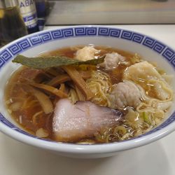 ワンタン麺（ミックス）