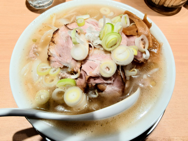 「札幌塩ラーメン」@札幌六坊の写真