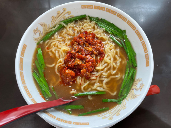 「台湾ラーメン　￥６８０」@中華料理 栄徳の写真