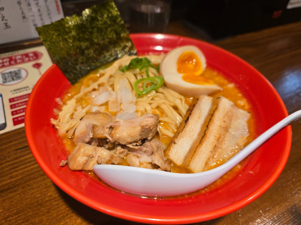 「濃厚辛味噌そば(辛め)・麺の大盛り ￥1,200」@らぁ麺 ばらやの写真