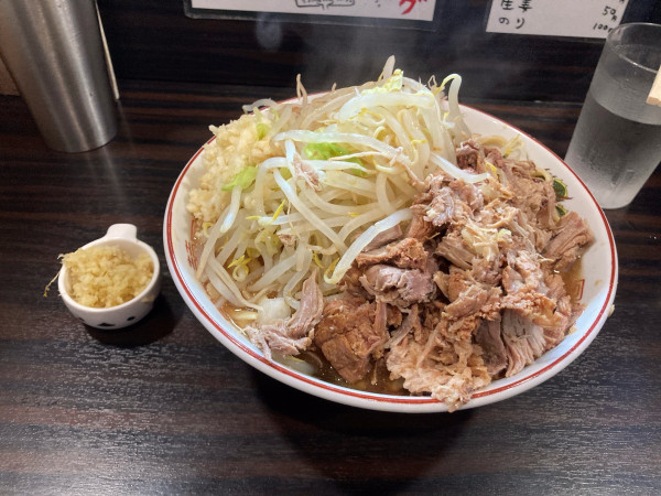 「大豚(300g)ヤサイニンニクアブラ ➕生姜 (1100円)」@大盛軒の写真