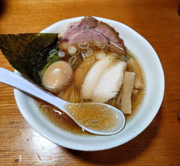 「翔鶴特製らーめん(醤油、1050円)」@上州地鶏ラーメン 翔鶴の写真