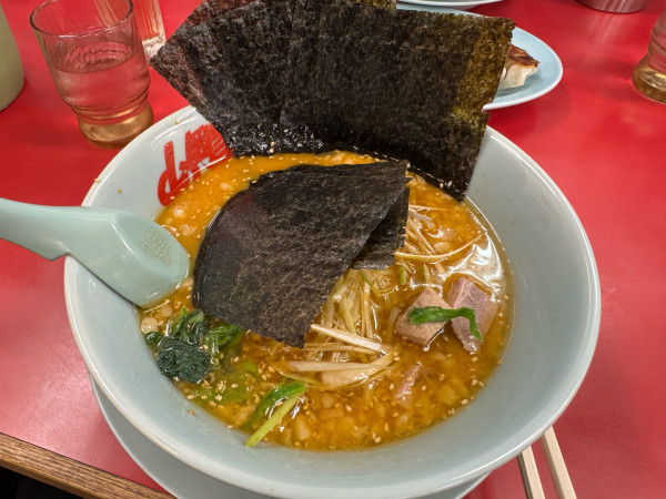 「特性味噌」@ラーメン山岡家 明石店の写真