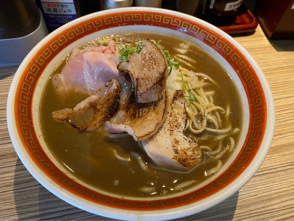 「濃厚豚骨魚介らーめん（1,200円）」@麺屋 宮本の写真