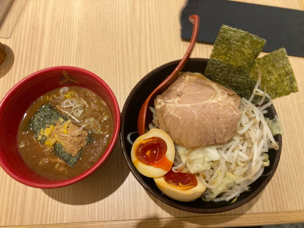 「濃厚つけ麺 全部乗せ」@つけ麺専門店 三田製麺所 神田店の写真