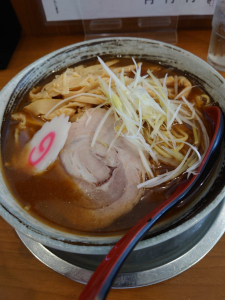 「煮干しラーメン　大盛　メンマ盛り」@栄昇らーめんの写真