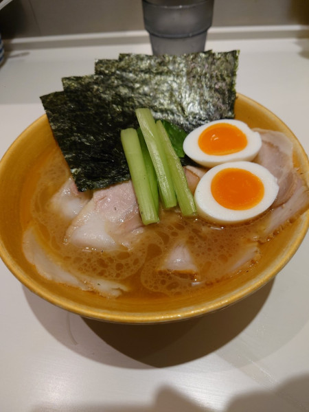「革新家スペシャル」@家系ラーメン 革新家 TOKYOの写真