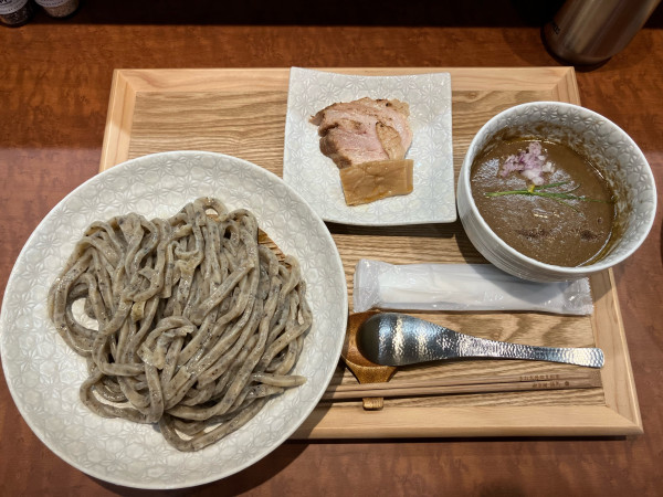 「御影つけめん 中」@手打式特級多加水 御影麺 鏑矢の写真