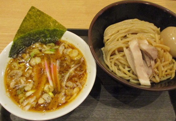 「創業つけめん(小)+味玉 790円+100円」@舎鈴 池袋東口店の写真