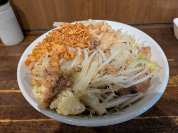 「汁なし　ニンニクアブラ」@ぶたけん。2ndの写真