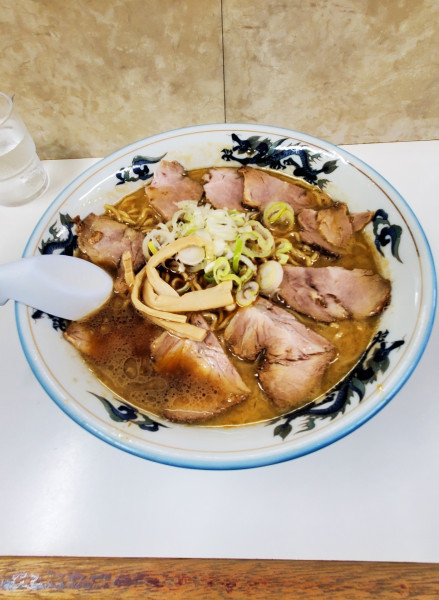 「醤油チャーシュー麺大盛」@元祖北海道旭川ラーメン ぺーぱんの写真