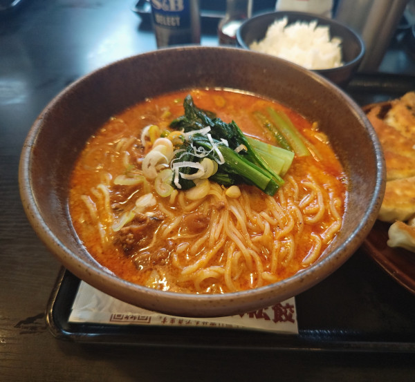 「浜松餃子とらーめんのセット（担々麺）」@五味八珍 静岡豊田店の写真
