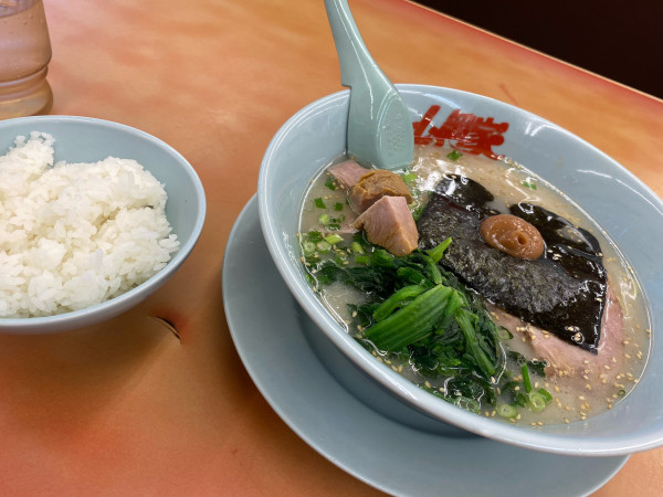 「朝ラーメン550」@ラーメン山岡家 鷲宮店の写真
