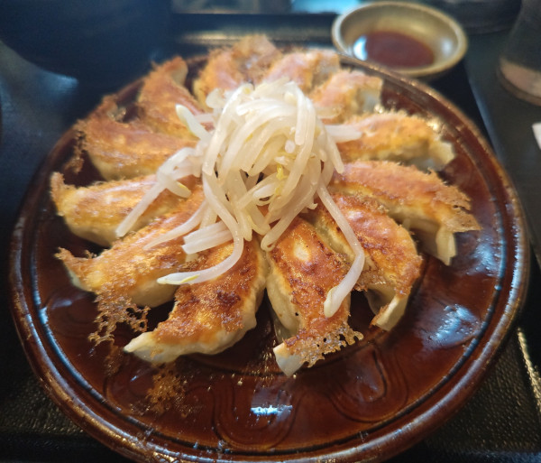 「浜松餃子とらーめんのセット（担々麺）」@五味八珍 静岡豊田店の写真