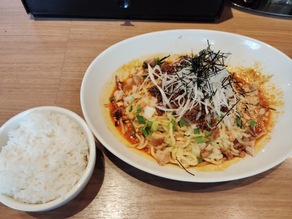 「担々まぜそば　（ライス付）　　1260円」@胡楼亭の写真