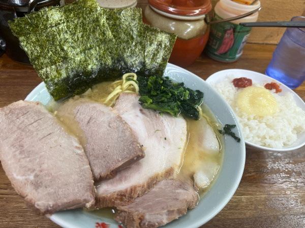 「チャーシューメン ¥1,100 半ライス ¥80」@横浜家系ラーメン上々家の写真