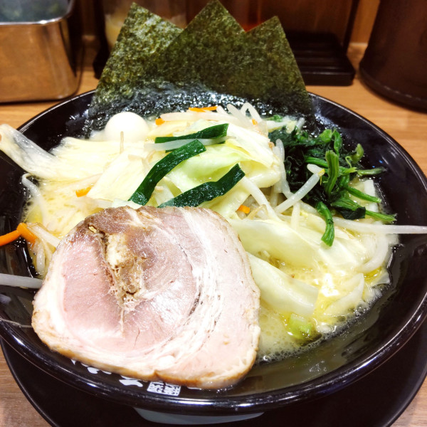 「塩豚骨野菜ラーメン(¥1,030)」@町田商店 川崎駅西口店の写真