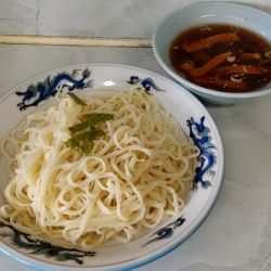 つけ麺（700円）