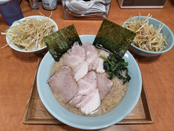 「ネギチャーシューメン＋ネギ丼」@ラーメンショップ大門 福大亭の写真