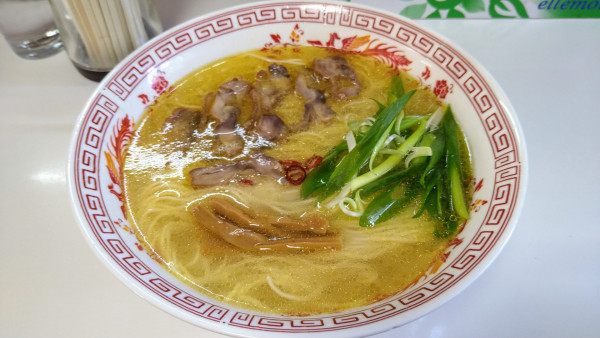 「笠岡ラーメン塩(大)」@中華そば 鶴亀の写真