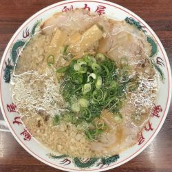 ラーメン 魁力屋 鴫野店の写真