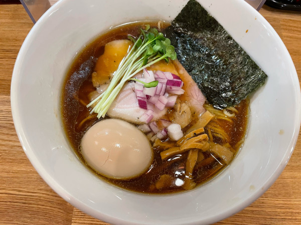 「醤油ラーメン」@らーめん処 くろ助の写真