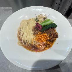 汁なし担々麺ライス付き