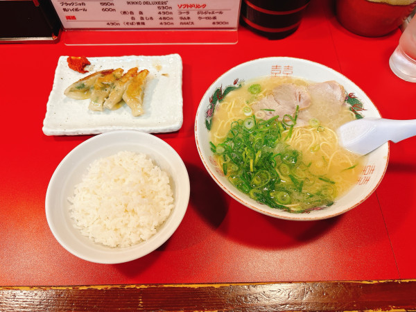 「ラーメン定食」@長浜ラーメン はじめの写真
