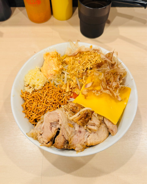 「限定ハイマウント　エビマヨニンニク」@鷹の目 蒲田店の写真