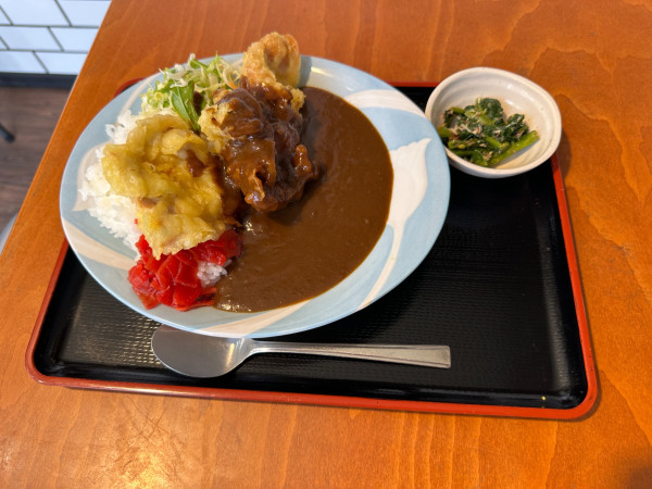 「鶏天カレーライス（並盛）700円」@葉花テイクうどんの写真