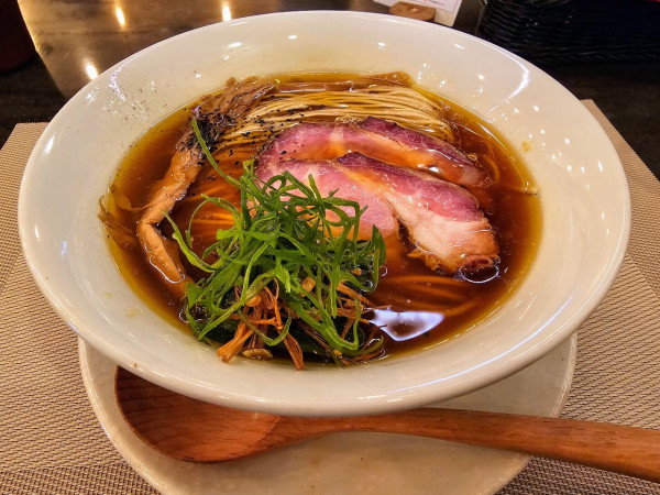 「醤油らぁめん」@MENSHOの写真