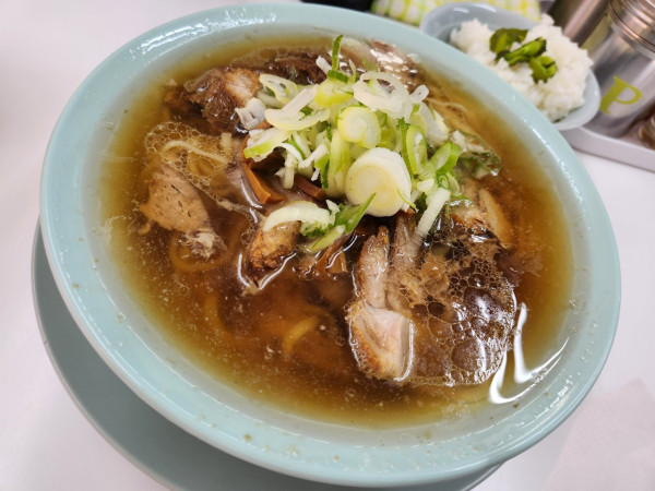 「中華そば　サービスライス」@ともちんラーメンの写真