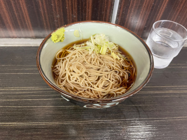 「冷やしかけそば440円」@文殊 浅草店の写真