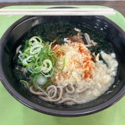 わかめたぬきそば 470円