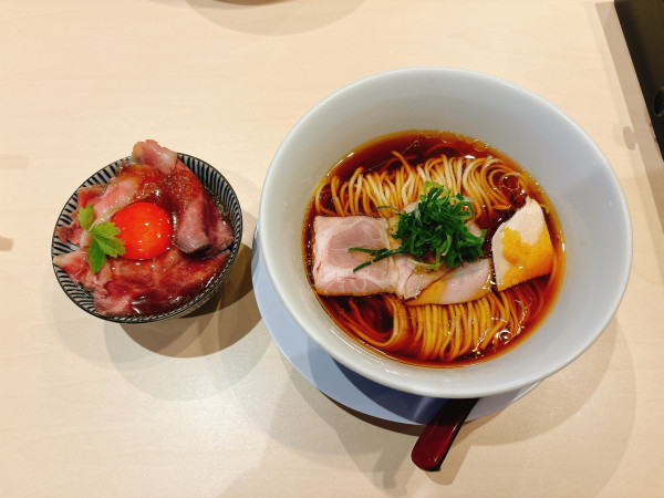 「中華そば＋和牛お肉ごはん＋トリュフ和え玉」@麺道 麒麟児の写真