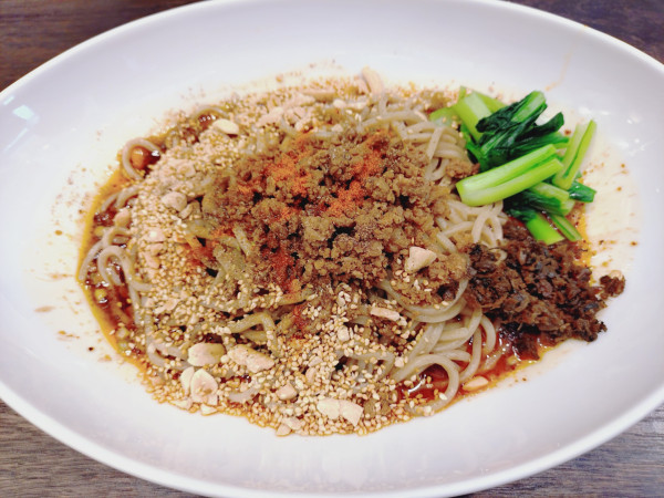 「（平日日替り割引）汁なし担担麵　９８０→８８０円　※」@雲林坊 北千住東口店の写真