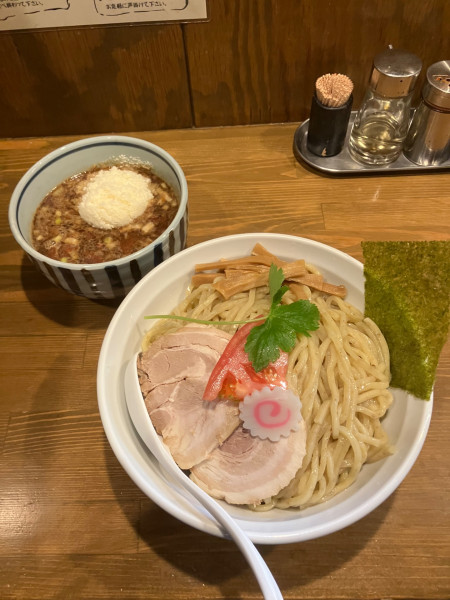 「トマトチーズのつけ麺+麺W盛り」@麺屋 蕃茄の写真