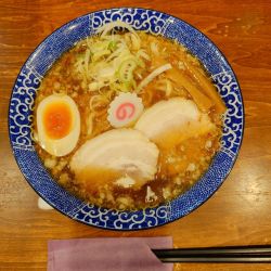 旭川醤油ラーメン