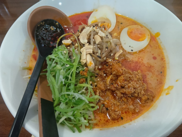 「金ごま担々麺　ライス」@味噌専門 らーめん味来の写真