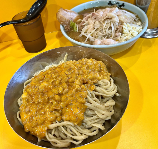 「なっとうたまごつけ麺」@ラーメン二郎 八王子野猿街道店2の写真