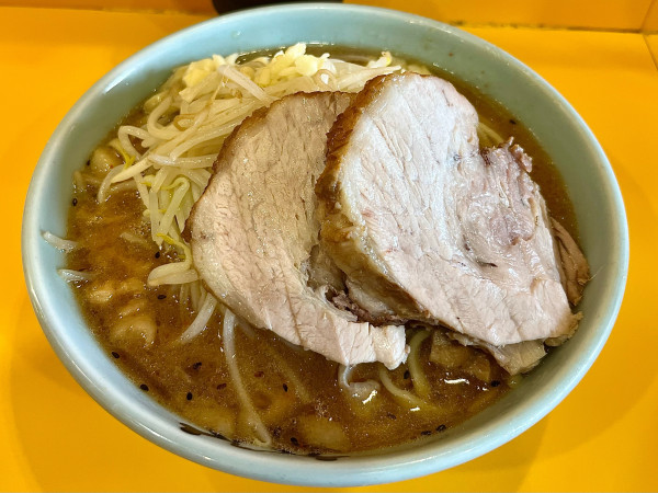 「つけ味ラーメン ニンニク ヤサイスクナメ」@ラーメン二郎 八王子野猿街道店2の写真