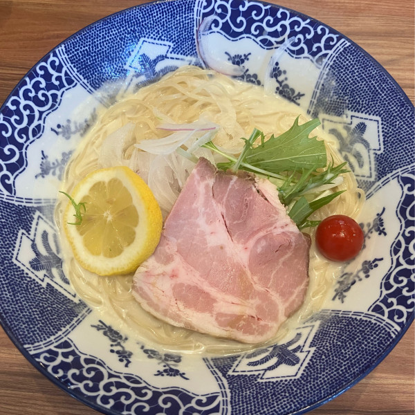 「冷やし鶏白湯らぁめん700円(300円引き）」@らぁめん このしろの写真
