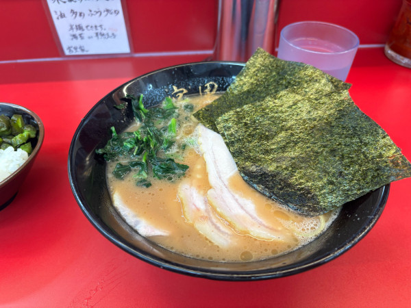 「チャーシュー麺」@横浜家系ラーメン 宮里家の写真