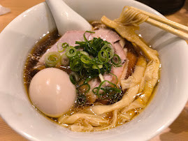 「特製醤油らぁ麺(1,100)」@らぁ麺まる鈴 本厚木店の写真